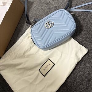 Gucci marmont cross body bag